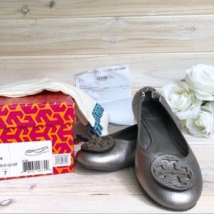 Tory Burch Reva Ballet Flats Tumbled Silver Size 7